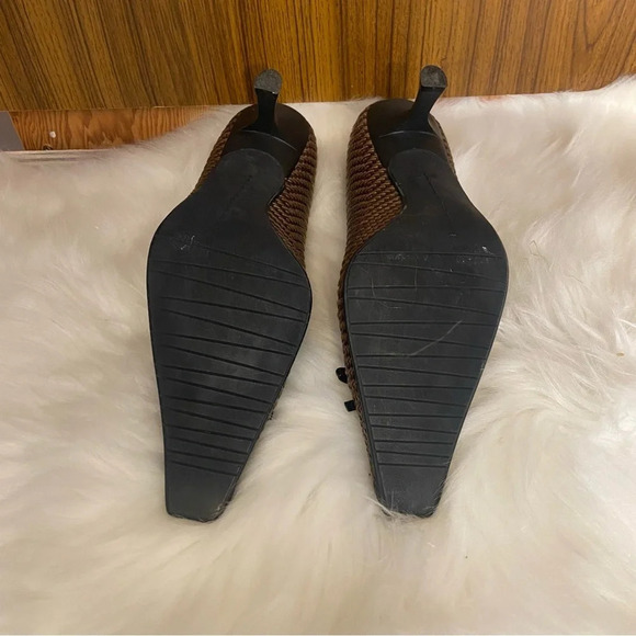 Stuart Weitzman women’s brown‎ basket  weave heels in size 8 - Picture 10 of 11